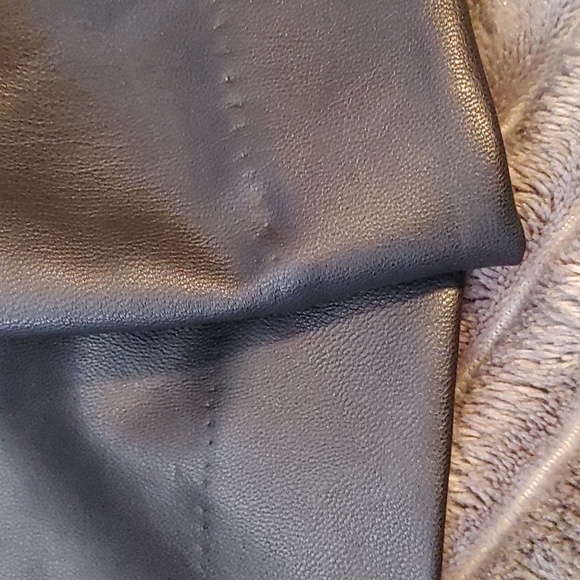 Anne Klein Polyurethane Gauchos Sz 8 - Picture 5 of 5